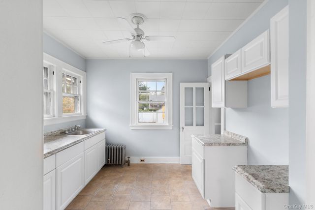 16 Oak Terrace, Suffern, NY 10901
