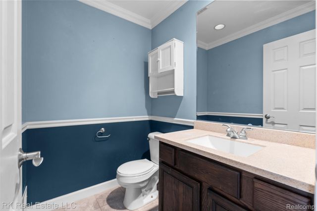 53114 Ridgewood Drive, Chesterfield Township, MI 48051