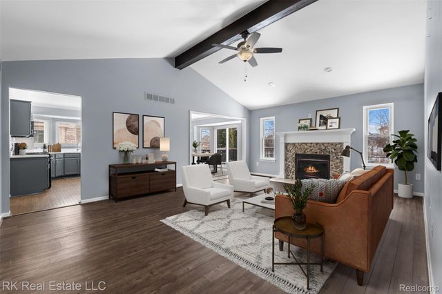 53114 Ridgewood Drive, Chesterfield Township, MI 48051