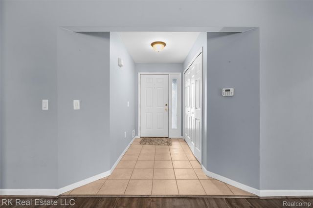 53114 Ridgewood Drive, Chesterfield Township, MI 48051