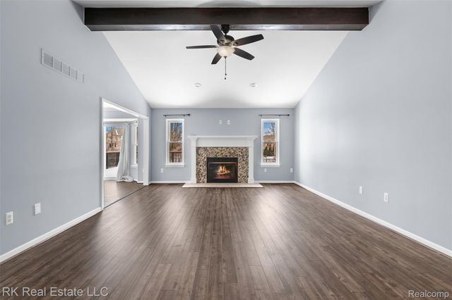 53114 Ridgewood Drive, Chesterfield Township, MI 48051