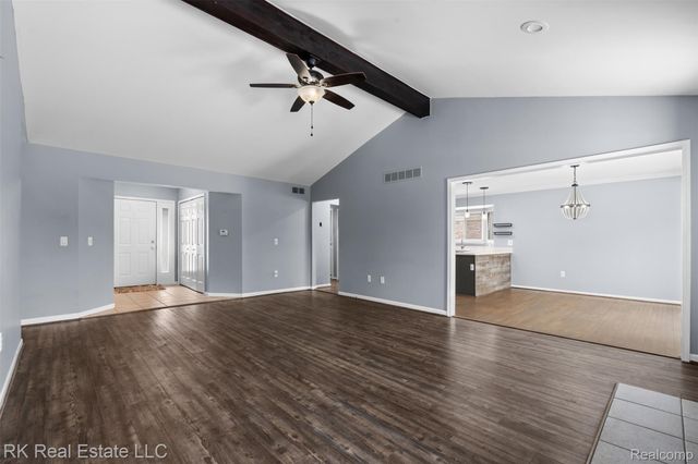 53114 Ridgewood Drive, Chesterfield Township, MI 48051