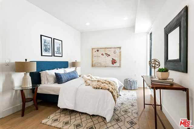 3651 Regal Place 303, Los Angeles, CA 90068