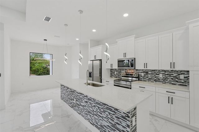 12 SE 17TH AVENUE, Cape Coral, FL 33990