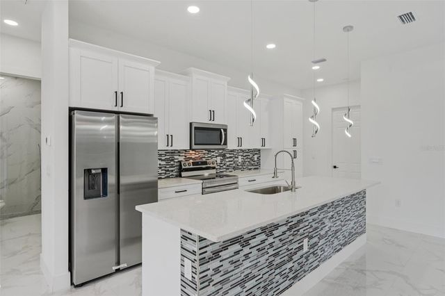 12 SE 17TH AVENUE, Cape Coral, FL 33990