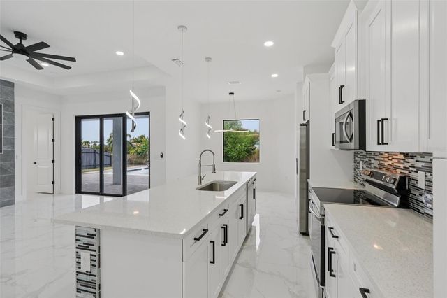 12 SE 17TH AVENUE, Cape Coral, FL 33990