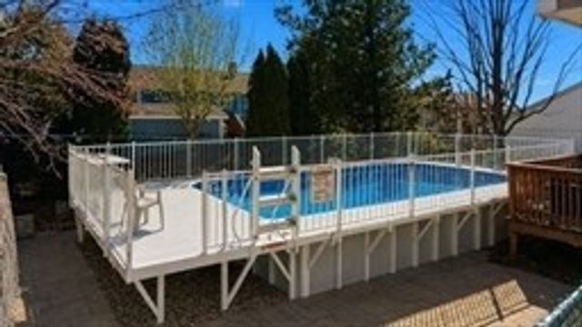 563 Woodman St, Fall River, MA 02724