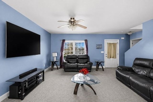 563 Woodman St, Fall River, MA 02724