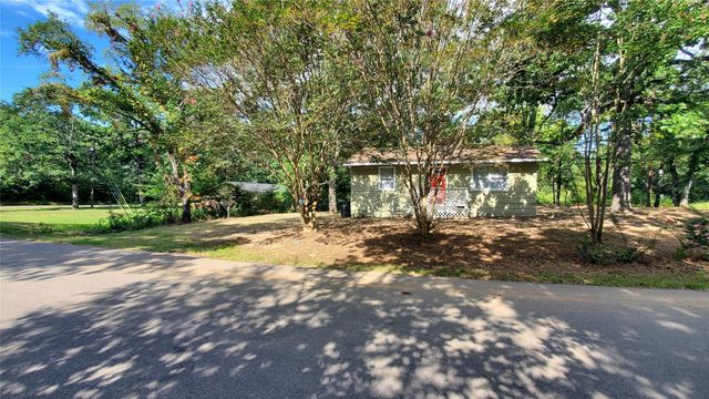 102 Cordoba Street, Payne Springs, TX 75156