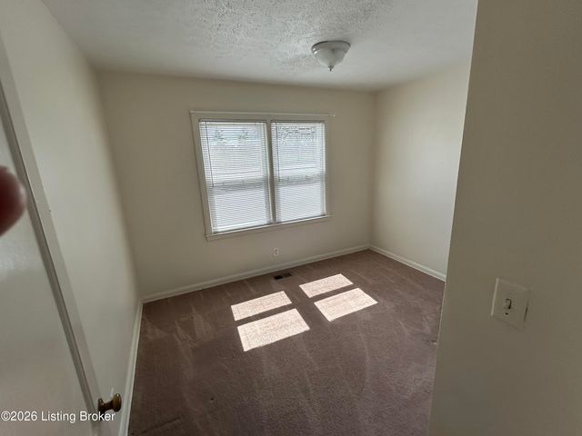 3007 Bowman Ave, Louisville, KY 40205