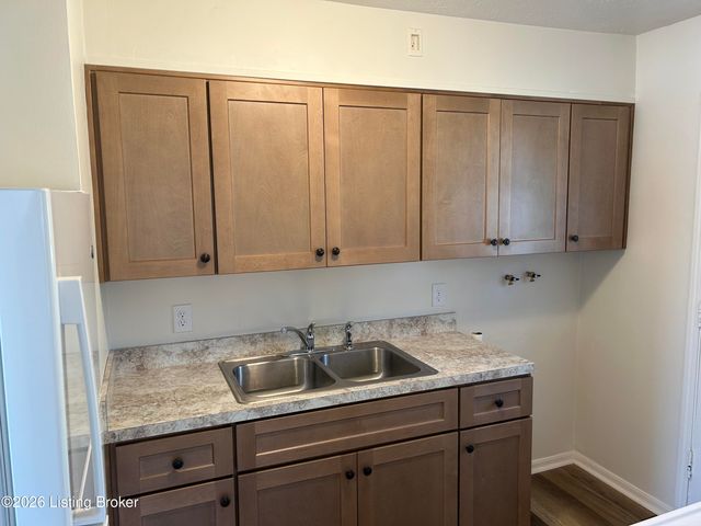 3007 Bowman Ave, Louisville, KY 40205