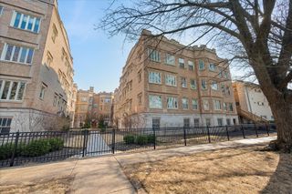 4211 N Paulina Street 3B, Chicago, IL 60613