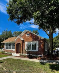 605 S Pine Street, Sebring, FL 33870