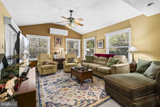 6955 CONY CT, Waldorf, MD 20603