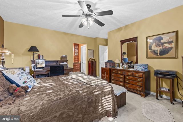 6955 CONY CT, Waldorf, MD 20603