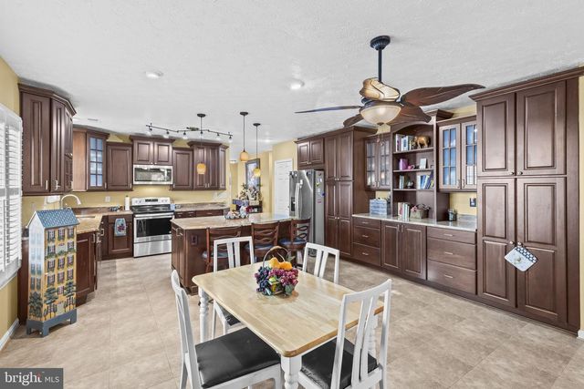 6955 CONY CT, Waldorf, MD 20603