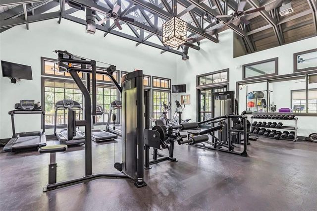 21300 SKY VISTA DRIVE, Land O Lakes, FL 34637