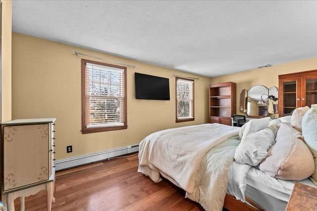 720 Grove St, Norwell, MA 02061