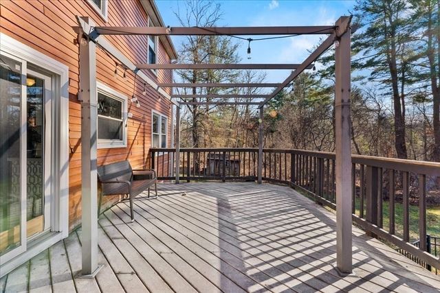 720 Grove St, Norwell, MA 02061