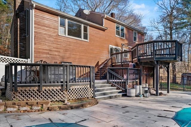 720 Grove St, Norwell, MA 02061