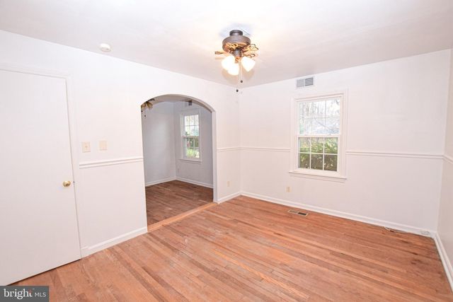 625 GRAY FOX RD, Harpers Ferry, WV 25425