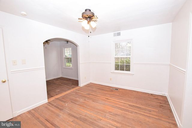 625 GRAY FOX RD, Harpers Ferry, WV 25425