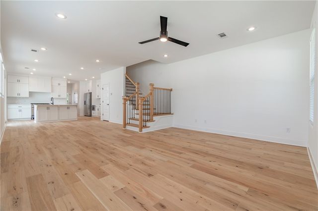 1228 W James Street, Fayetteville, AR 72703