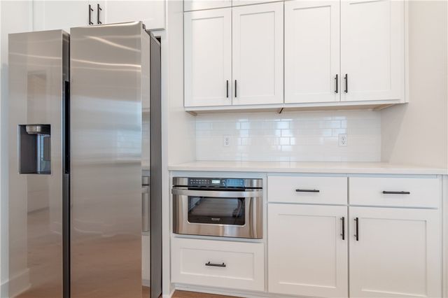 1228 W James Street, Fayetteville, AR 72703