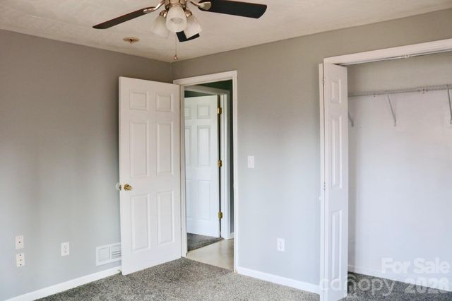 2280 19th Avenue NE, Hickory, NC 28601