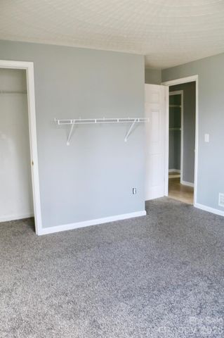 2280 19th Avenue NE, Hickory, NC 28601