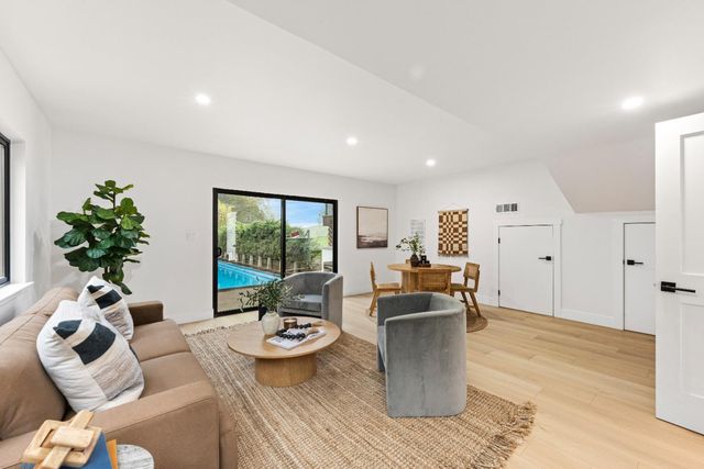 7801 Law Ln, Loomis, CA 95650