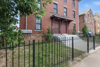 45 Squire Street, Hartford, CT 06106