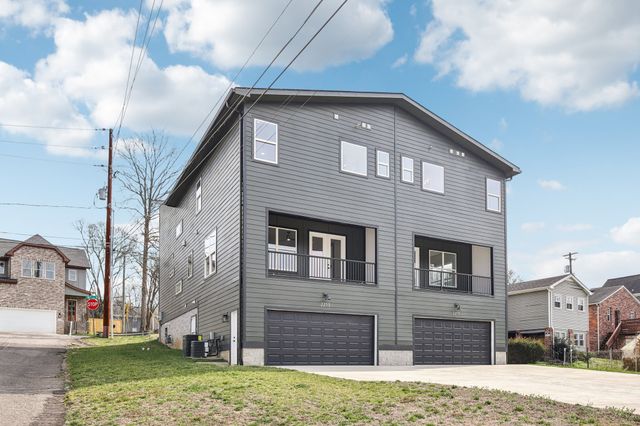 2213 18th Ave, N, Nashville, TN 37208