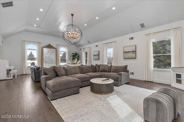 6 Tricorne Court, Holmdel, NJ 07733