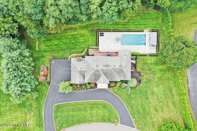 6 Tricorne Court, Holmdel, NJ 07733