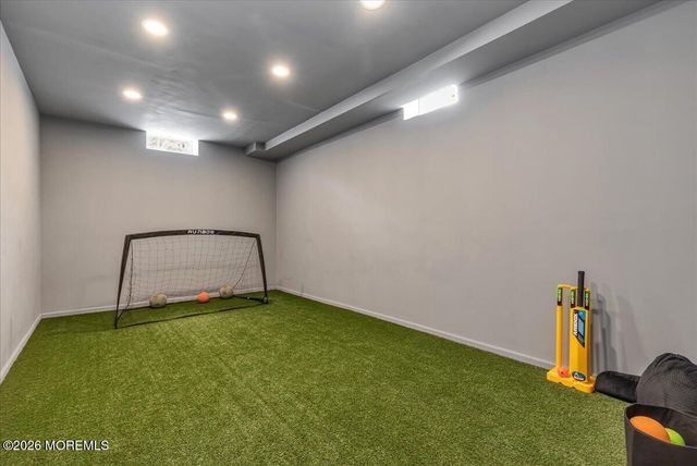 6 Tricorne Court, Holmdel, NJ 07733