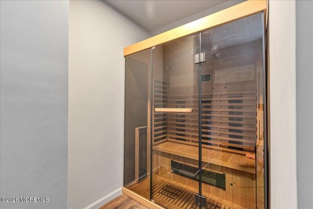 6 Tricorne Court, Holmdel, NJ 07733