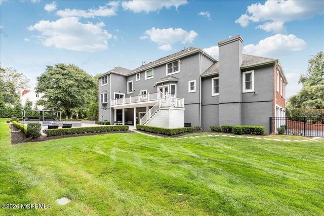 6 Tricorne Court, Holmdel, NJ 07733