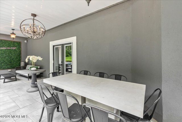 6 Tricorne Court, Holmdel, NJ 07733