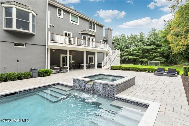 6 Tricorne Court, Holmdel, NJ 07733