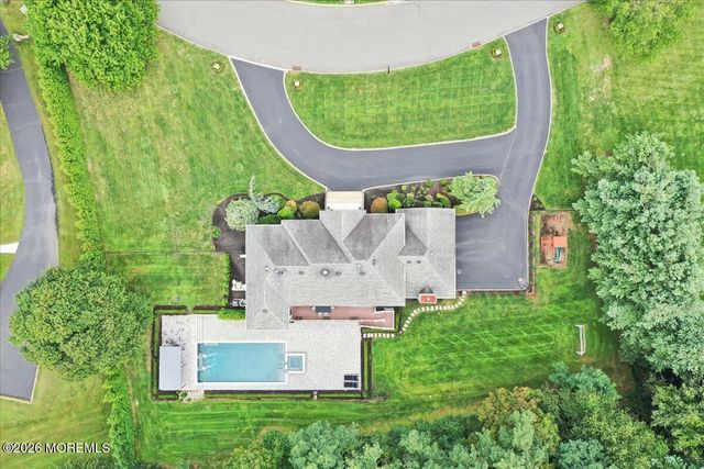 6 Tricorne Court, Holmdel, NJ 07733