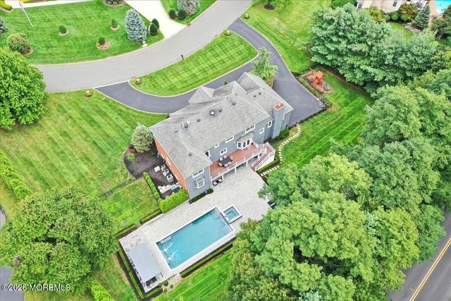 6 Tricorne Court, Holmdel, NJ 07733