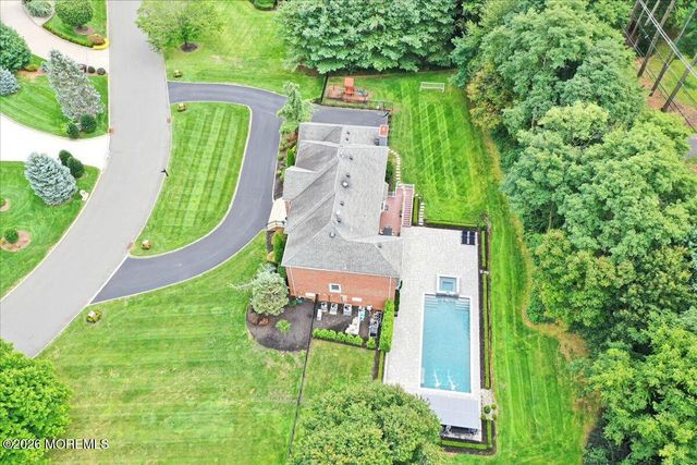 6 Tricorne Court, Holmdel, NJ 07733