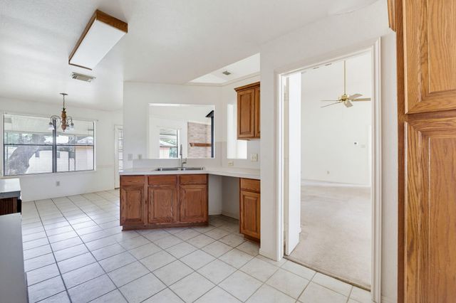 201 River Lake DR, Kingsland, TX 78639