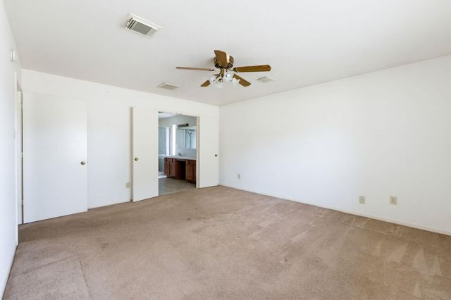 201 River Lake DR, Kingsland, TX 78639