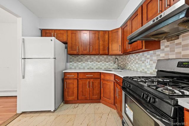 86-27 57th Avenue, Elmhurst, NY 11373