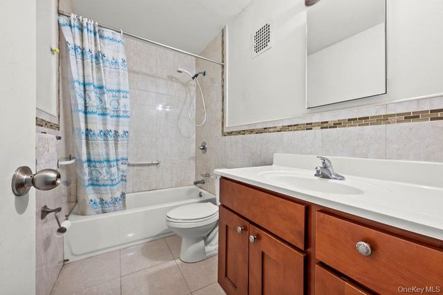 86-27 57th Avenue, Elmhurst, NY 11373