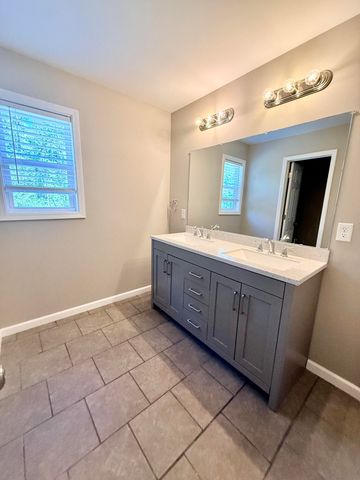 612 Edisto Lake Road, Wagener, SC 29164