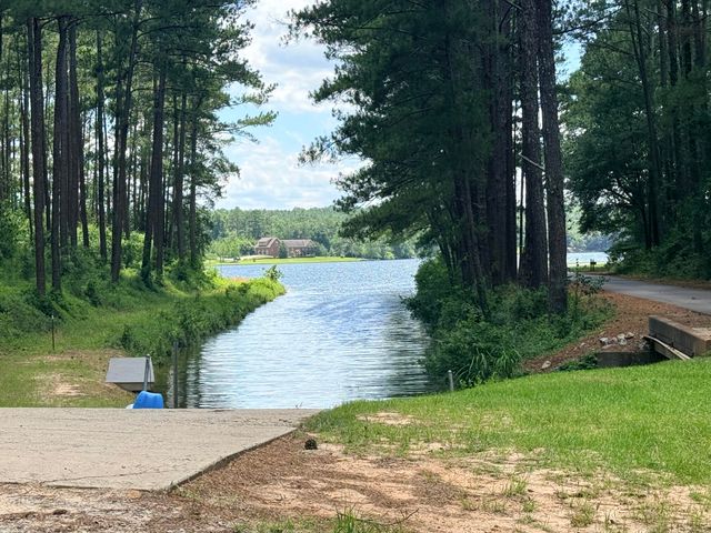 612 Edisto Lake Road, Wagener, SC 29164