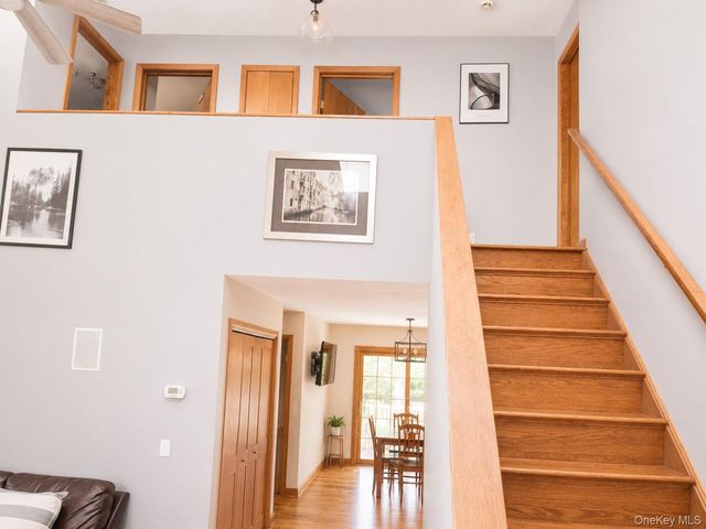 19 West Street, Middle Island, NY 11953